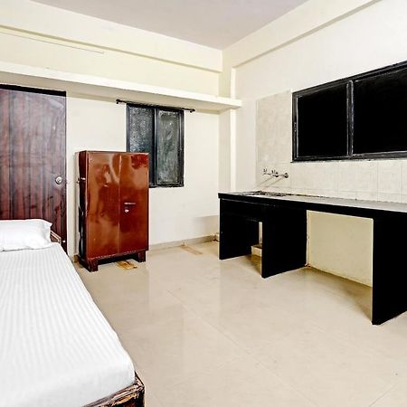 Amba Executive An Apartment Hotel Mundhva Dış mekan fotoğraf