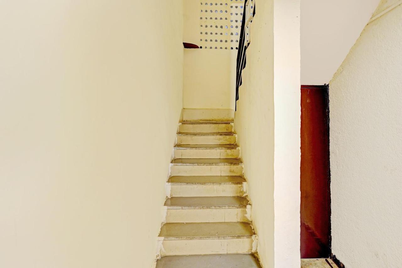 Amba Executive An Apartment Hotel Mundhva Dış mekan fotoğraf