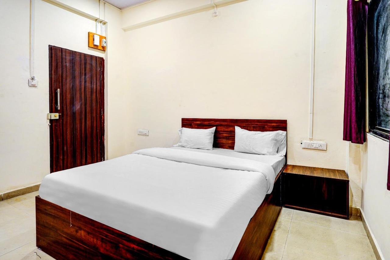 Amba Executive An Apartment Hotel Mundhva Dış mekan fotoğraf