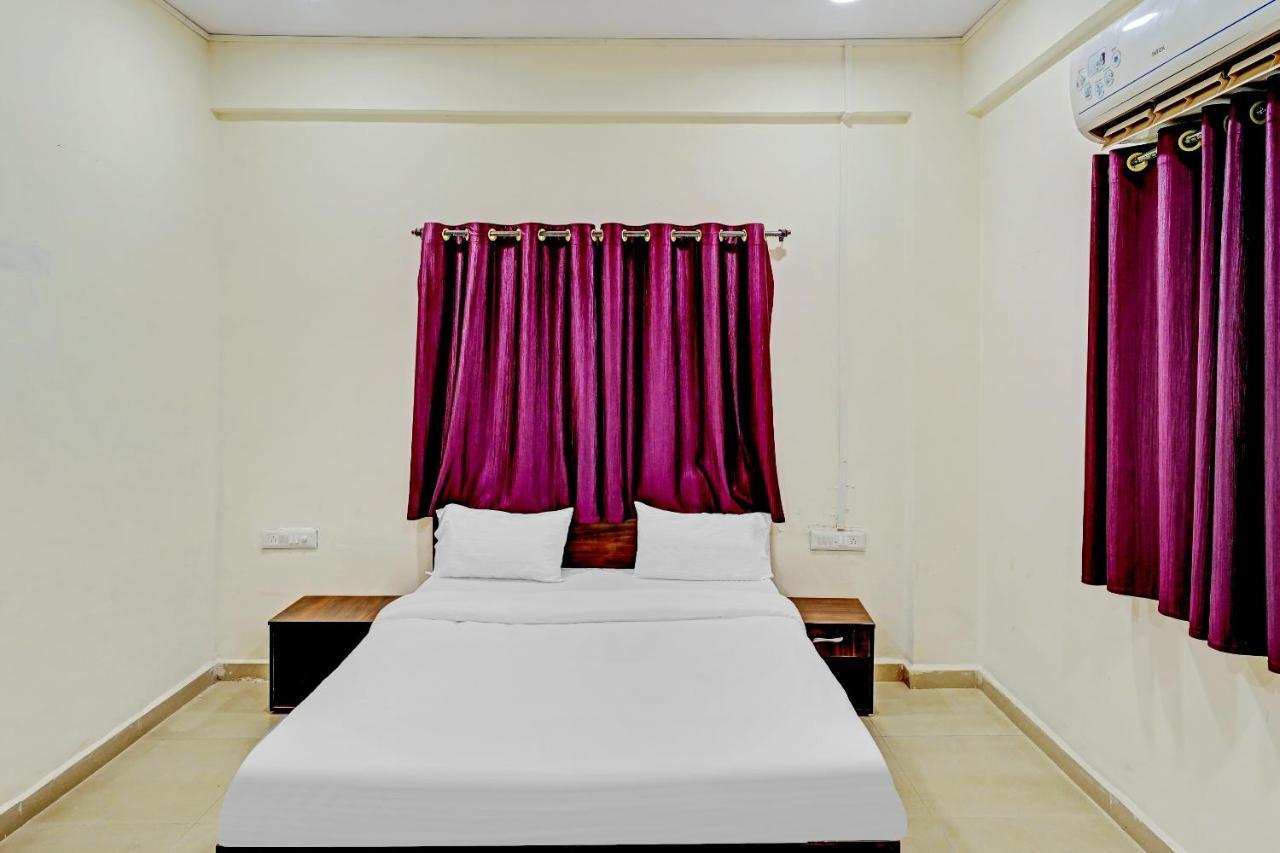 Amba Executive An Apartment Hotel Mundhva Dış mekan fotoğraf