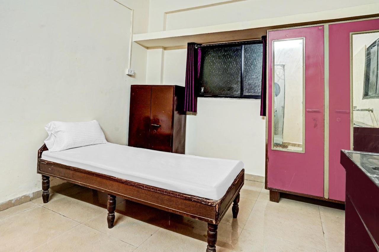 Amba Executive An Apartment Hotel Mundhva Dış mekan fotoğraf